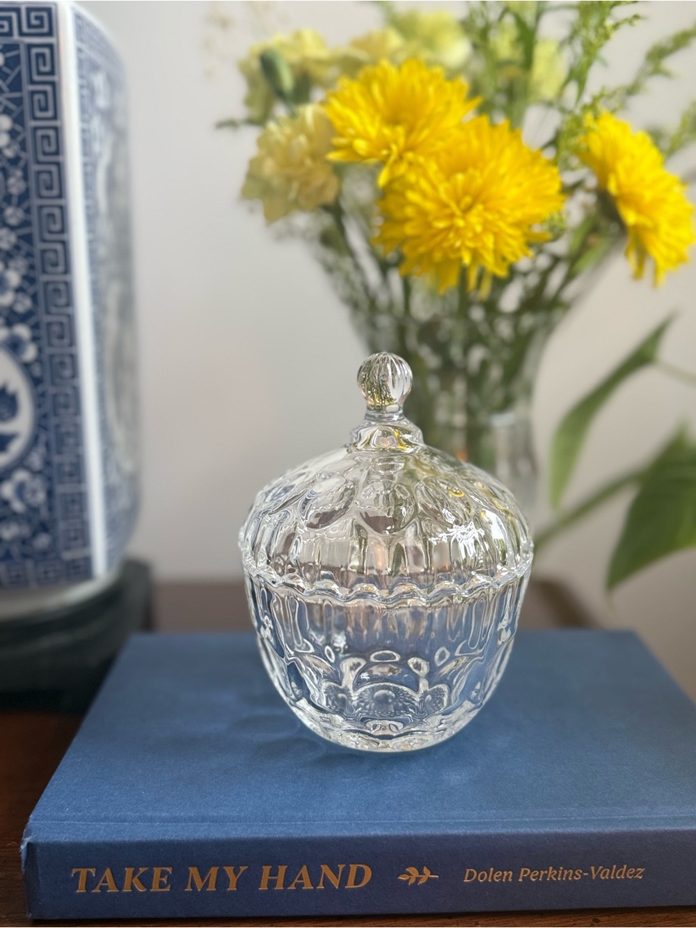 Clear Glass Lidded Candy Dish - Elegant Decorative Jar